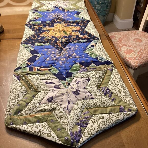 NWT. French Fabrics Stars Runner - Picture 4 of 11